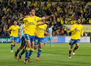 开云体育_西甲疯狂进球战，顶级豪门争夺胜利