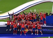 开云平台-包含荷兰女足横扫西班牙，欧洲杯争冠热门的词条