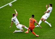 开云体育官网-包含波兰队出人意料晋级欧锦赛强的词条