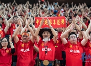 开云体育登录-赛场上的精彩瞬间持续燃爆，球迷情绪高涨的简单介绍