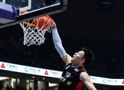 开云体育入口-关于全明星赛火热开战，明星球员飞身扣篮惊艳全场的信息