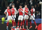 开云体育入口-阿森纳客场大胜，重回欧冠资格区