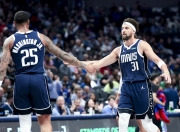 开云下载-76人力克独行侠，戈贝尔惊艳四座