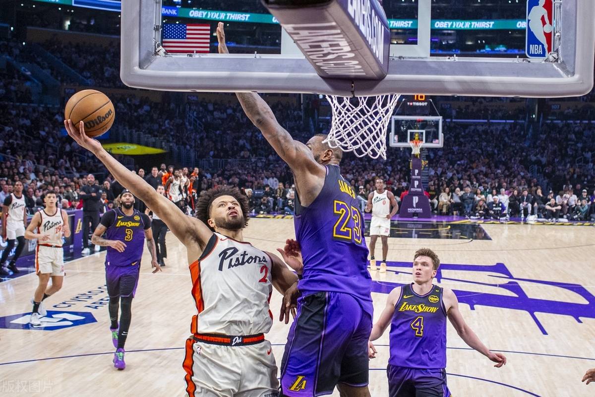 关于詹姆斯再次砍下三双数据，力助球队取胜的信息