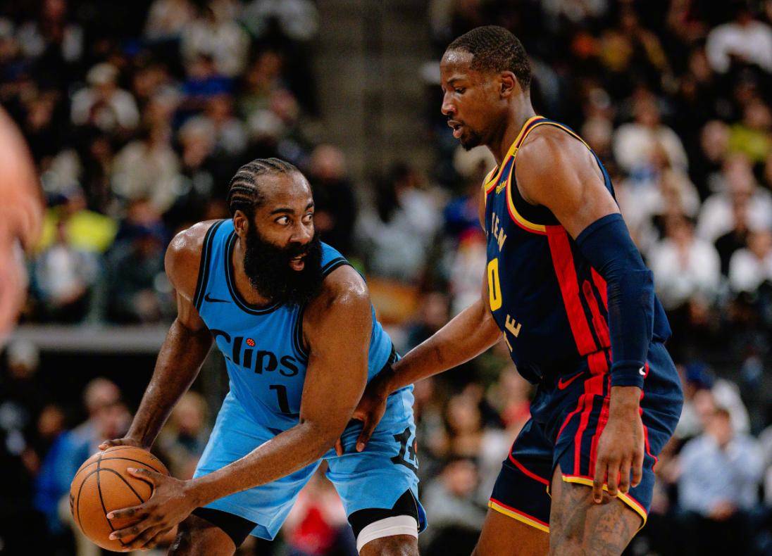 篮球巨星集体亮相,为球迷奉献惊喜连连!的简单介绍 篮球巨星集体亮相,为球迷奉献惊喜连连!的简单介绍