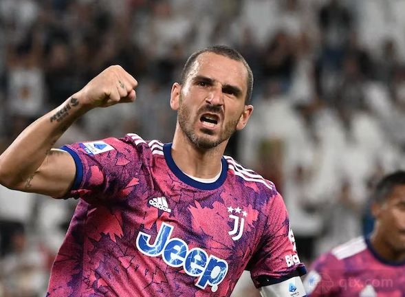 包含尤文图斯核心博努奇续约至年,中卫悍将回归的词条 包含尤文图斯核心博努奇续约至年,中卫悍将回归的词条