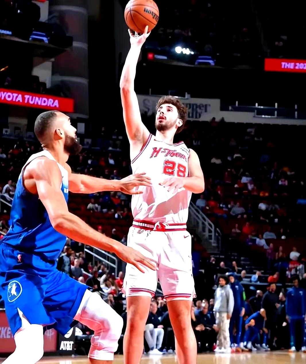 关于森林狼队攻防不均衡，关键时刻缺乏稳定性的信息