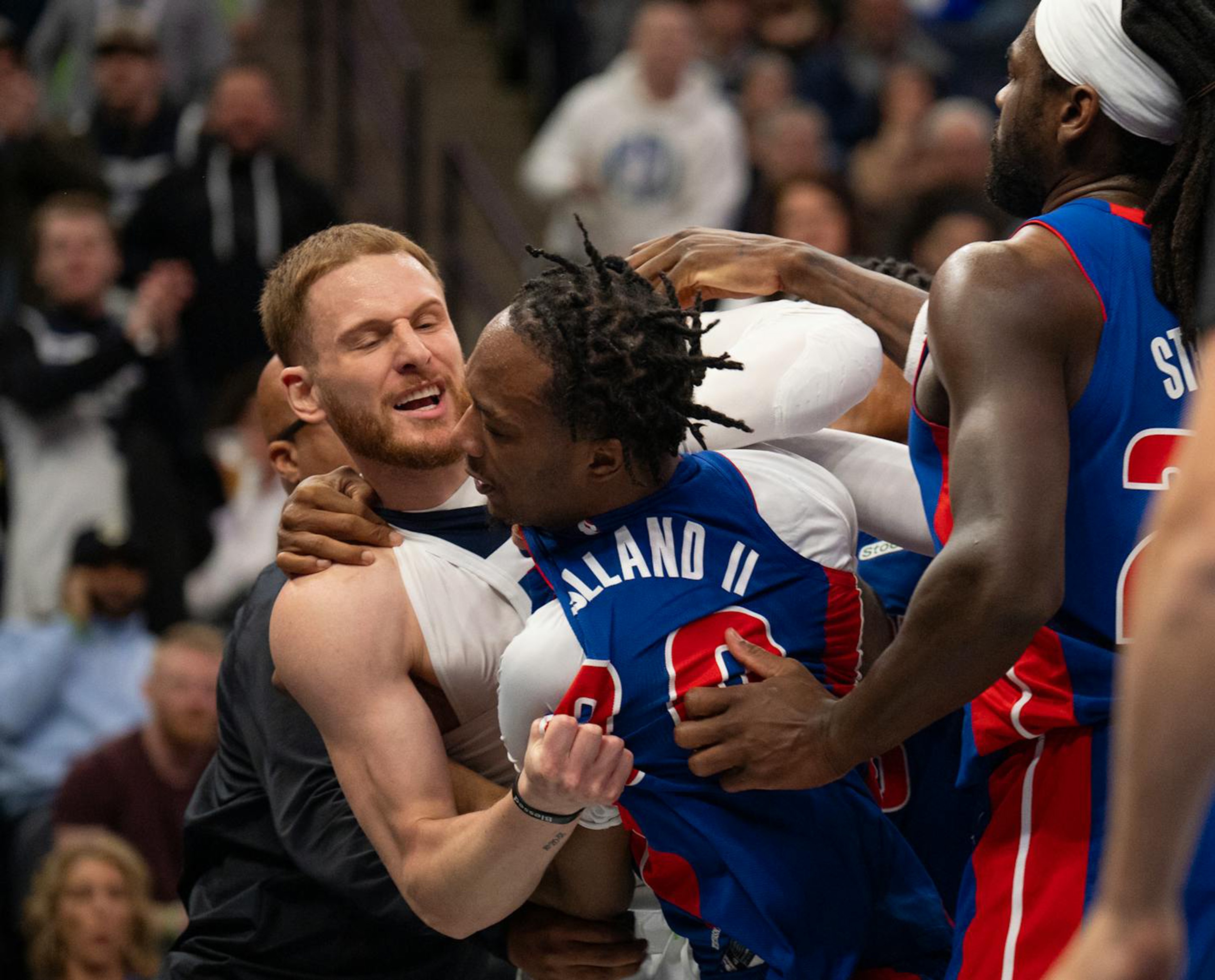 关于森林狼队攻防不均衡，关键时刻缺乏稳定性的信息