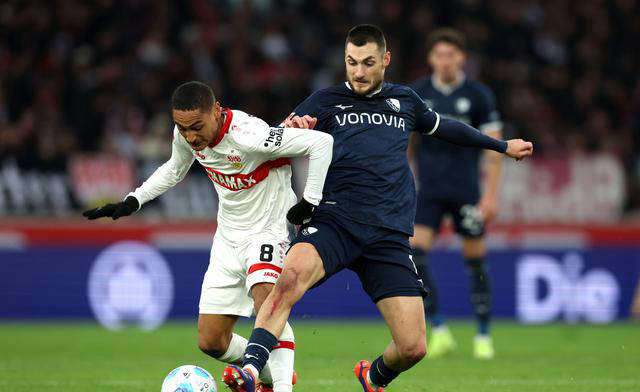 云达不莱梅在客场遭遇惨败，德国联赛前景堪忧