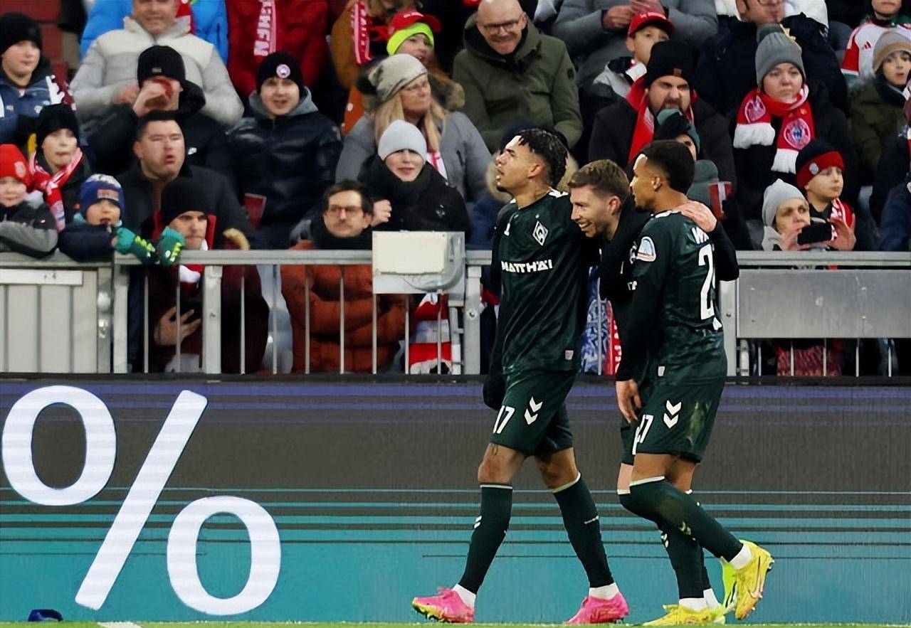 云达不莱梅在客场遭遇惨败，德国联赛前景堪忧