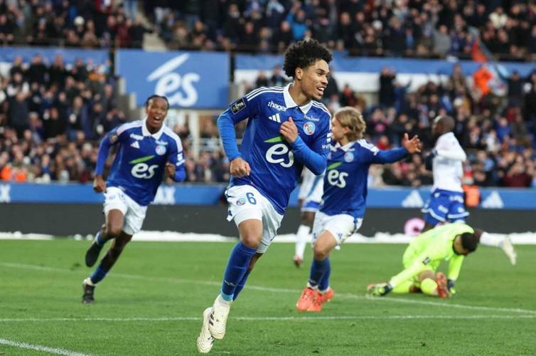 佩斯卡拉逆转战胜对手，成功保级的简单介绍