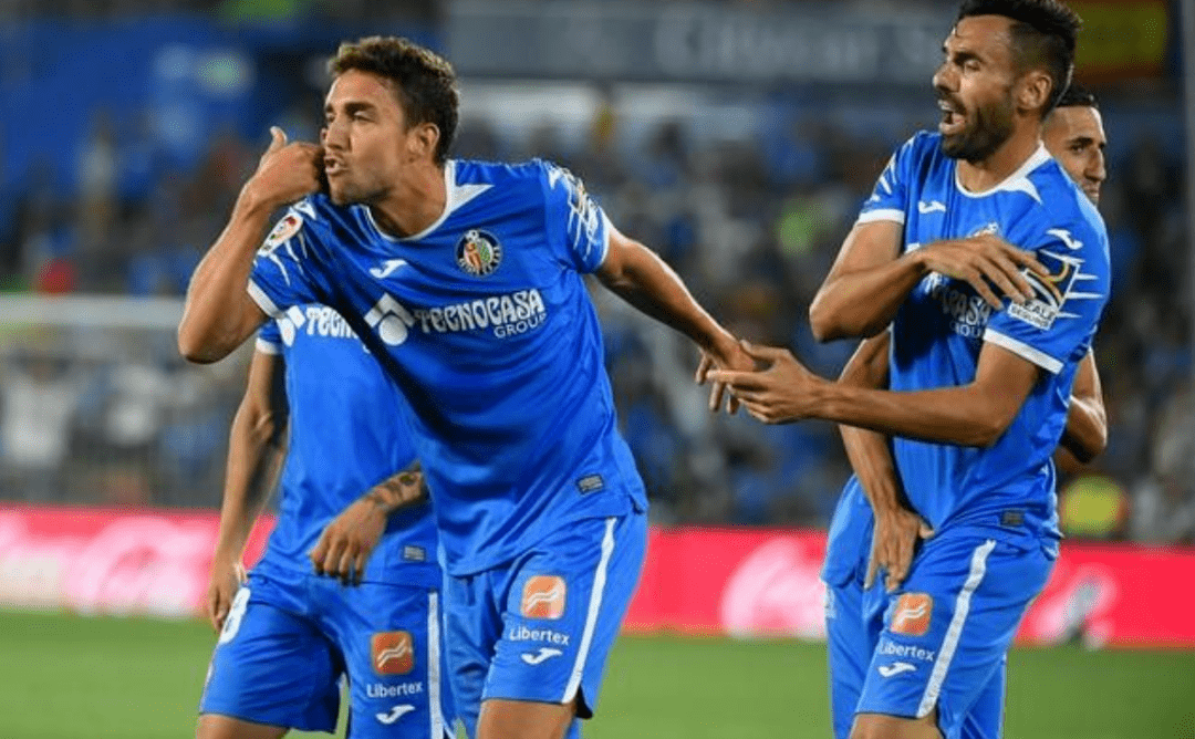 韦斯卡主场告捷,击败阿拉维斯 韦斯卡主场告捷,击败阿拉维斯