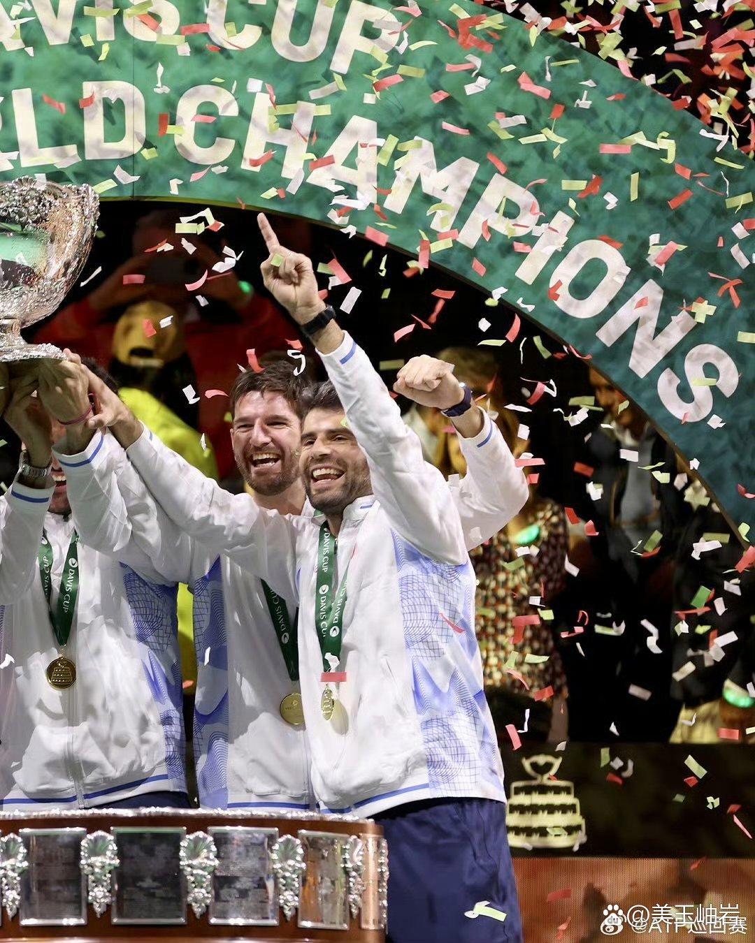 意大利男篮赛场取得胜利 意大利男篮赛场取得胜利