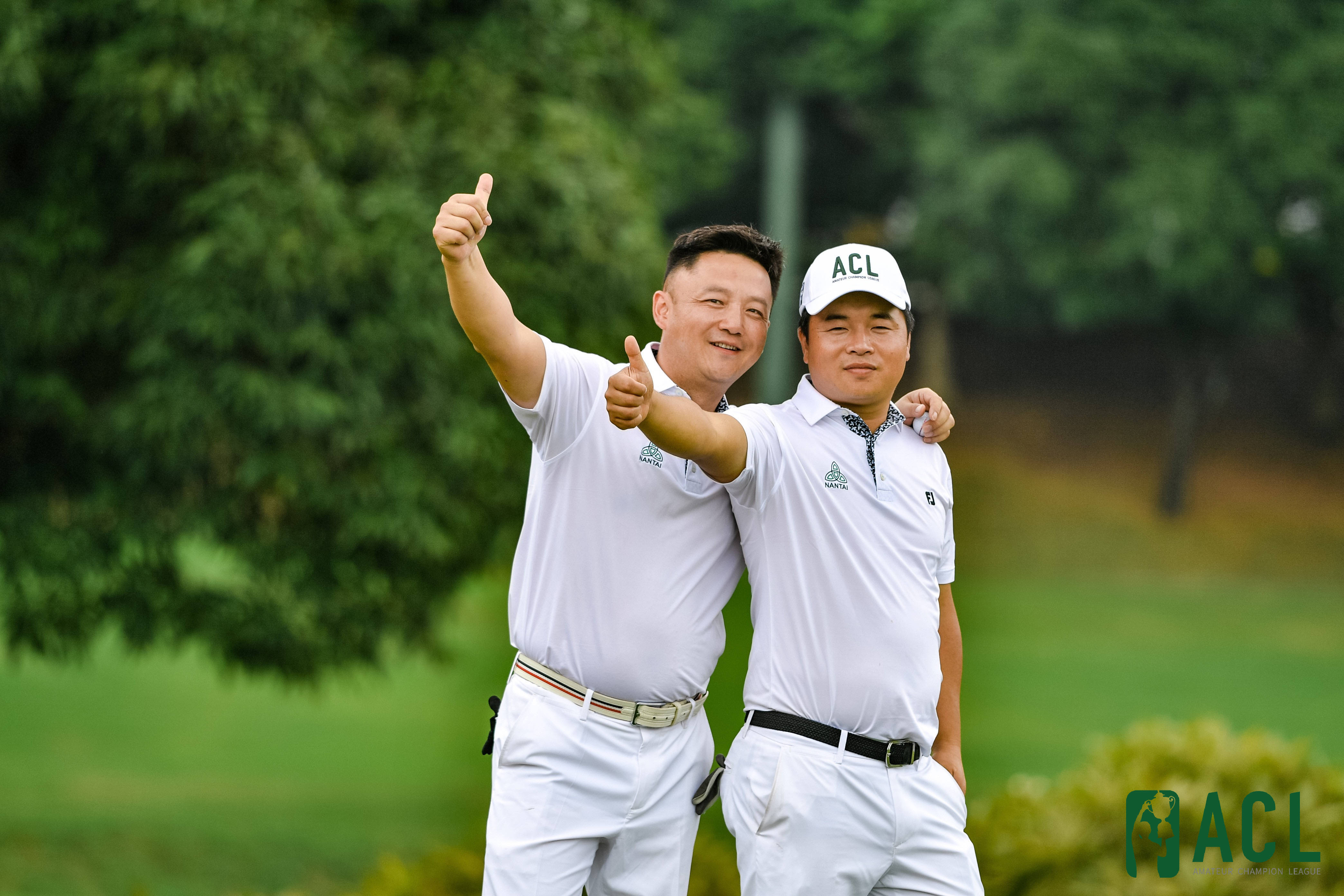 包含阿雅克肖队少赛一场，保持领跑的词条