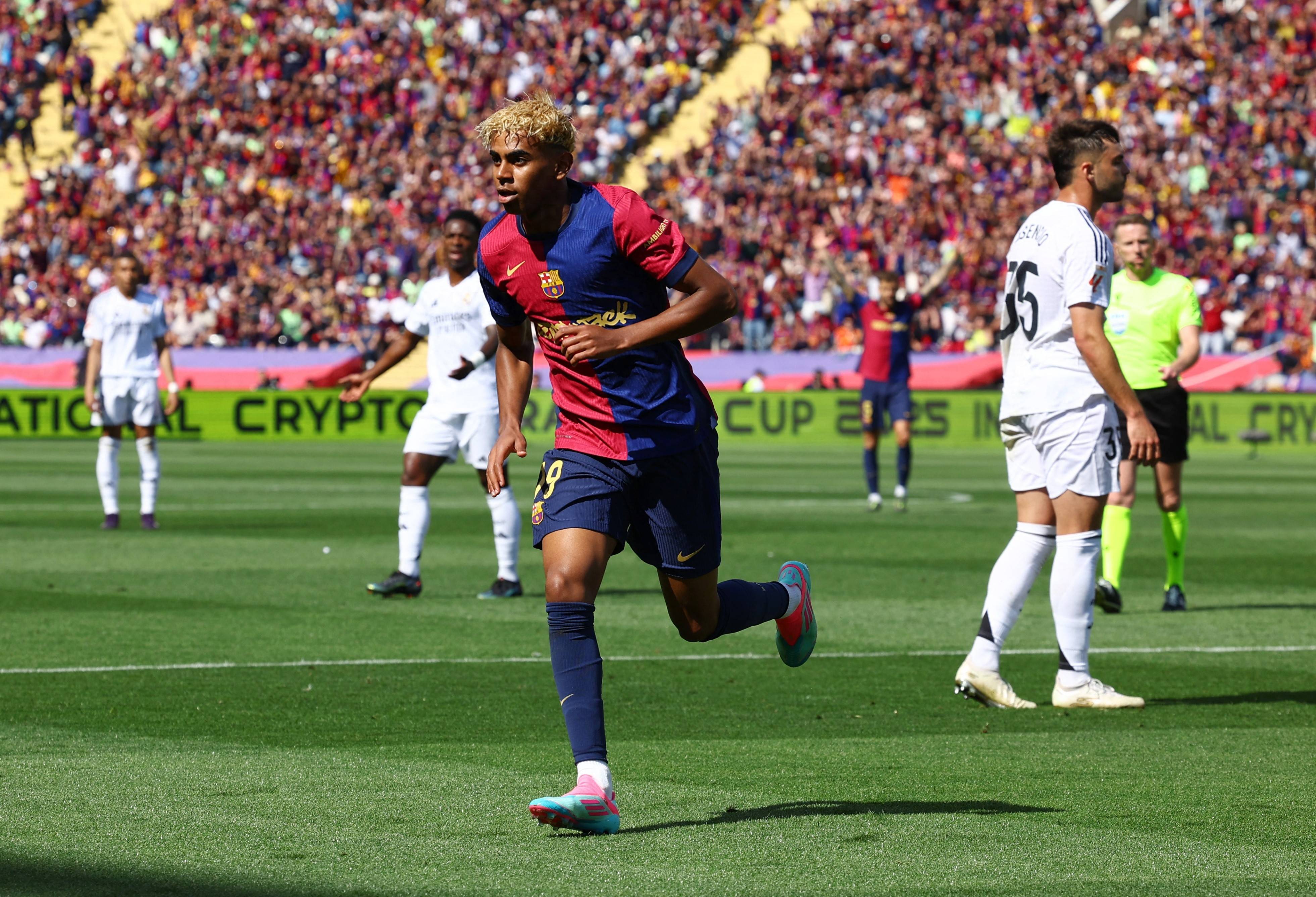 包含巴萨主场轻轻松松,再获一场大胜的词条 包含巴萨主场轻轻松松,再获一场大胜的词条