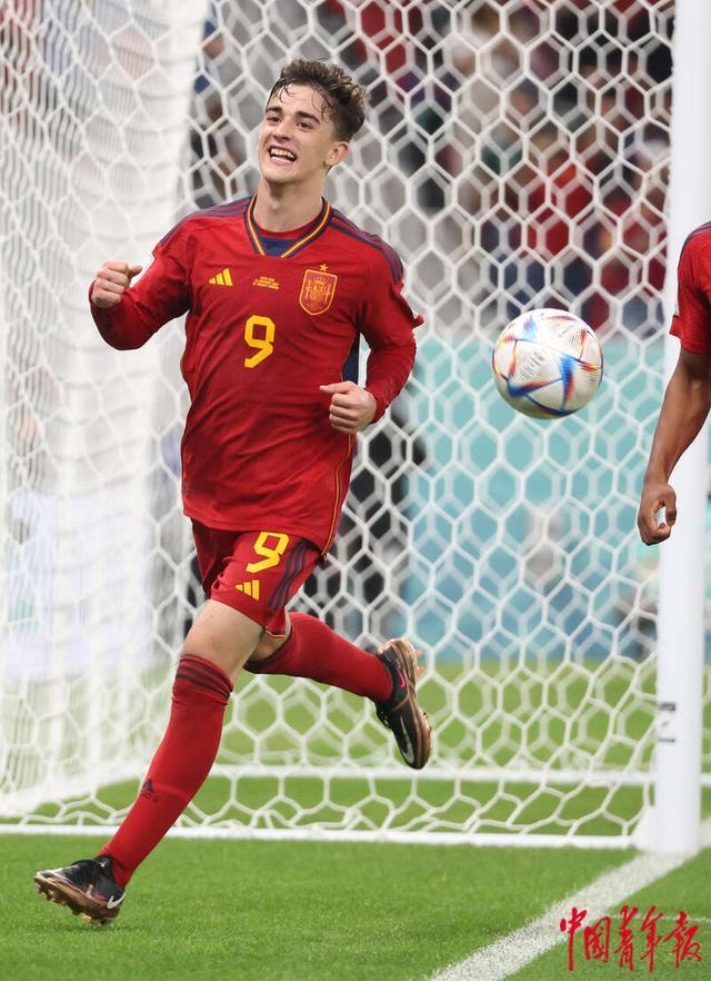 包含西班牙队与哥斯达黎加队展开激烈比赛的词条 包含西班牙队与哥斯达黎加队展开激烈比赛的词条