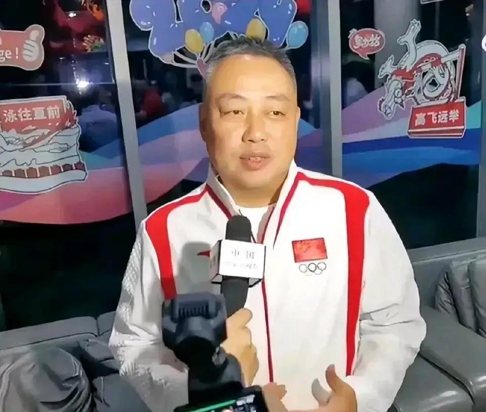 刘国梁在巴黎的比赛中续约的简单介绍