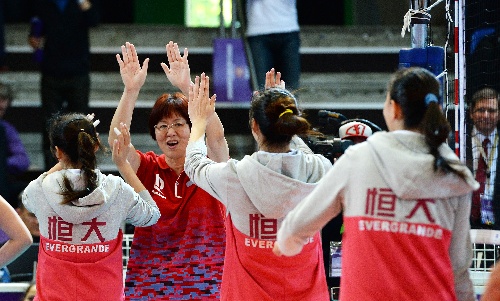 排球赛事中恒大战胜对手成功退赛