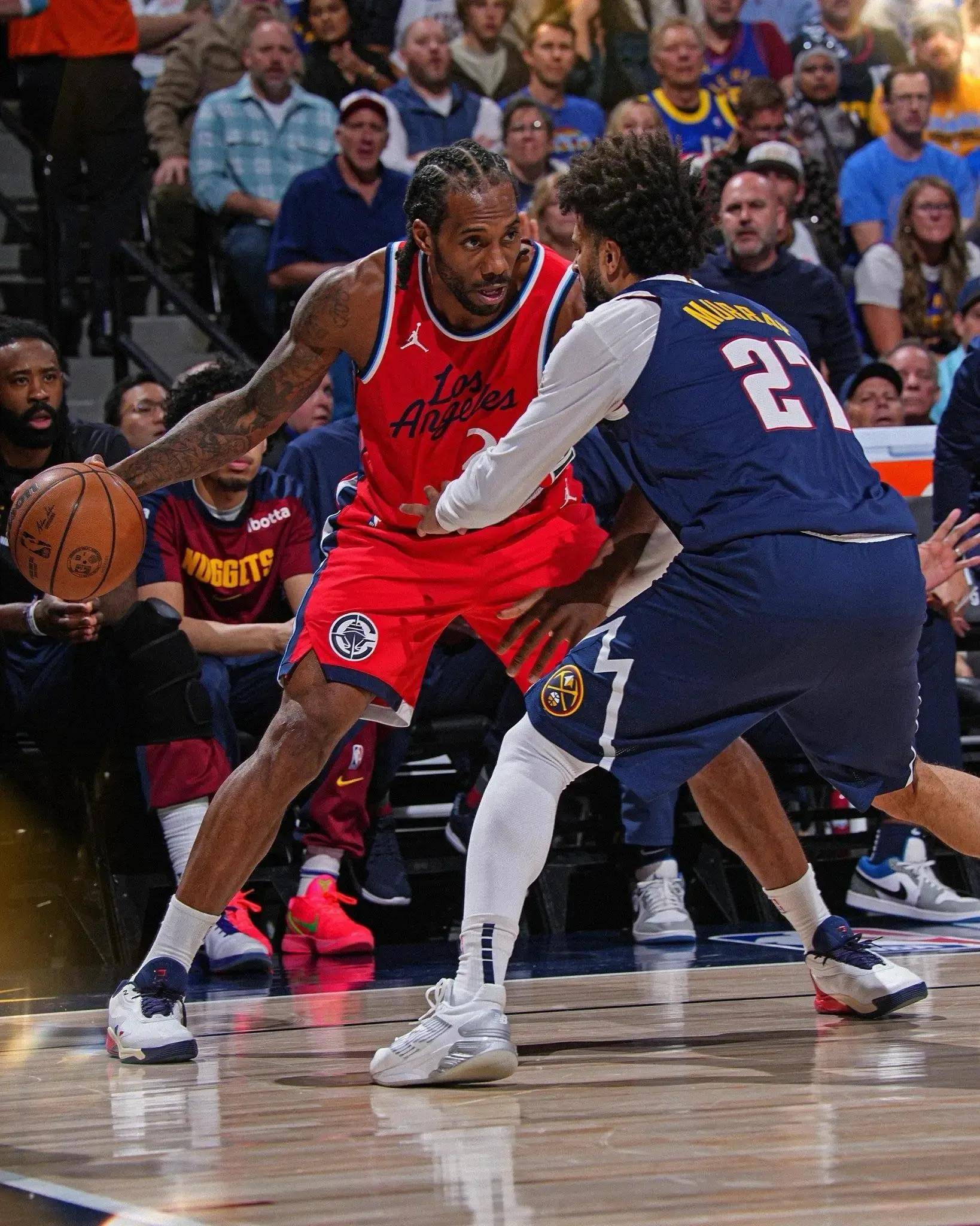 乔丹在洛杉矶的比赛中落败 乔丹在洛杉矶的比赛中落败