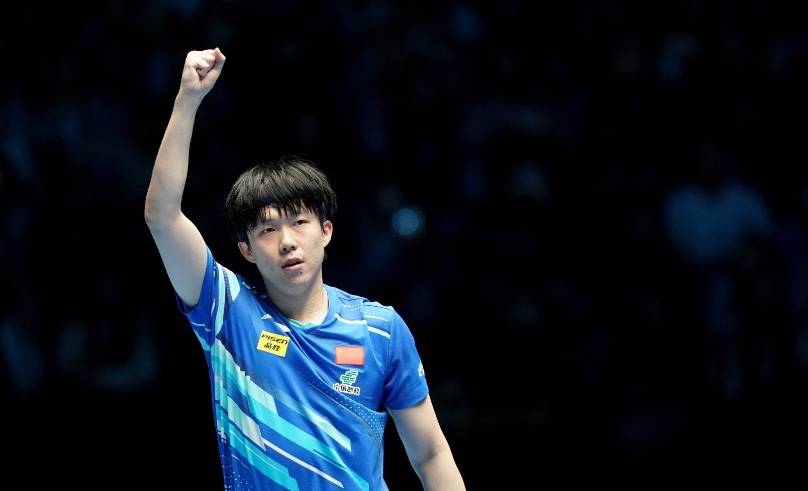 阿贾克斯惊险逆转，胜出晋级