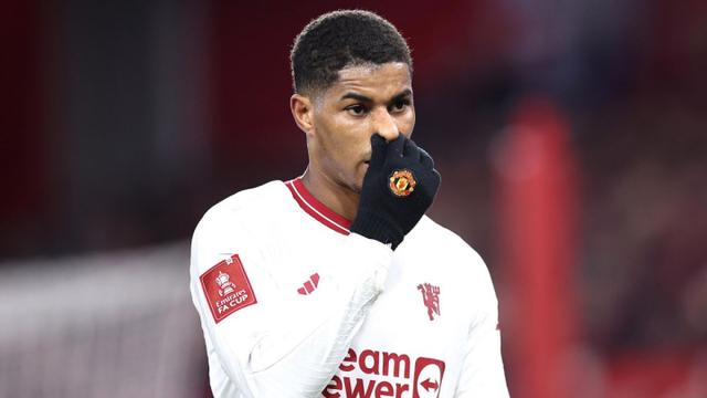 曼联前锋拉什福德再次受伤，争取赛季末复出