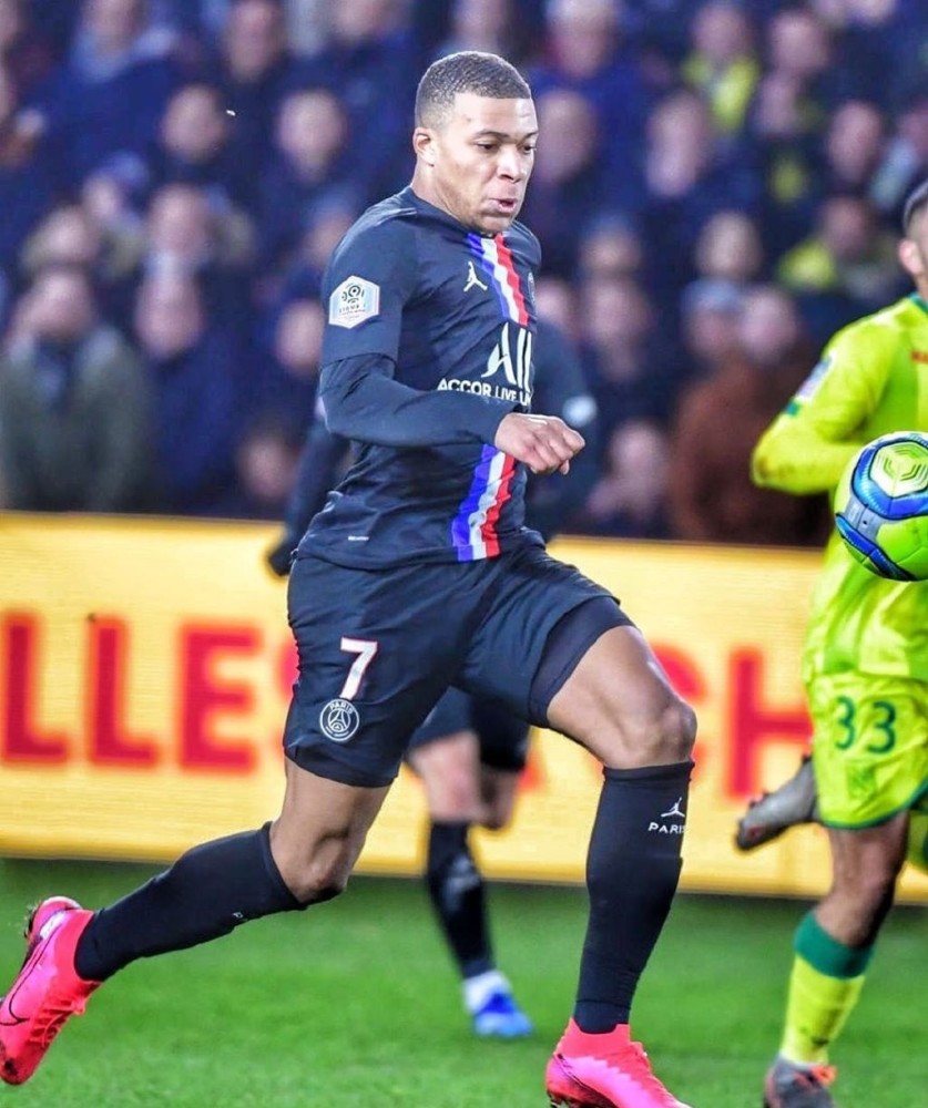 包含雷恩遭遇失利,降至法甲积分榜中游的词条 包含雷恩遭遇失利,降至法甲积分榜中游的词条