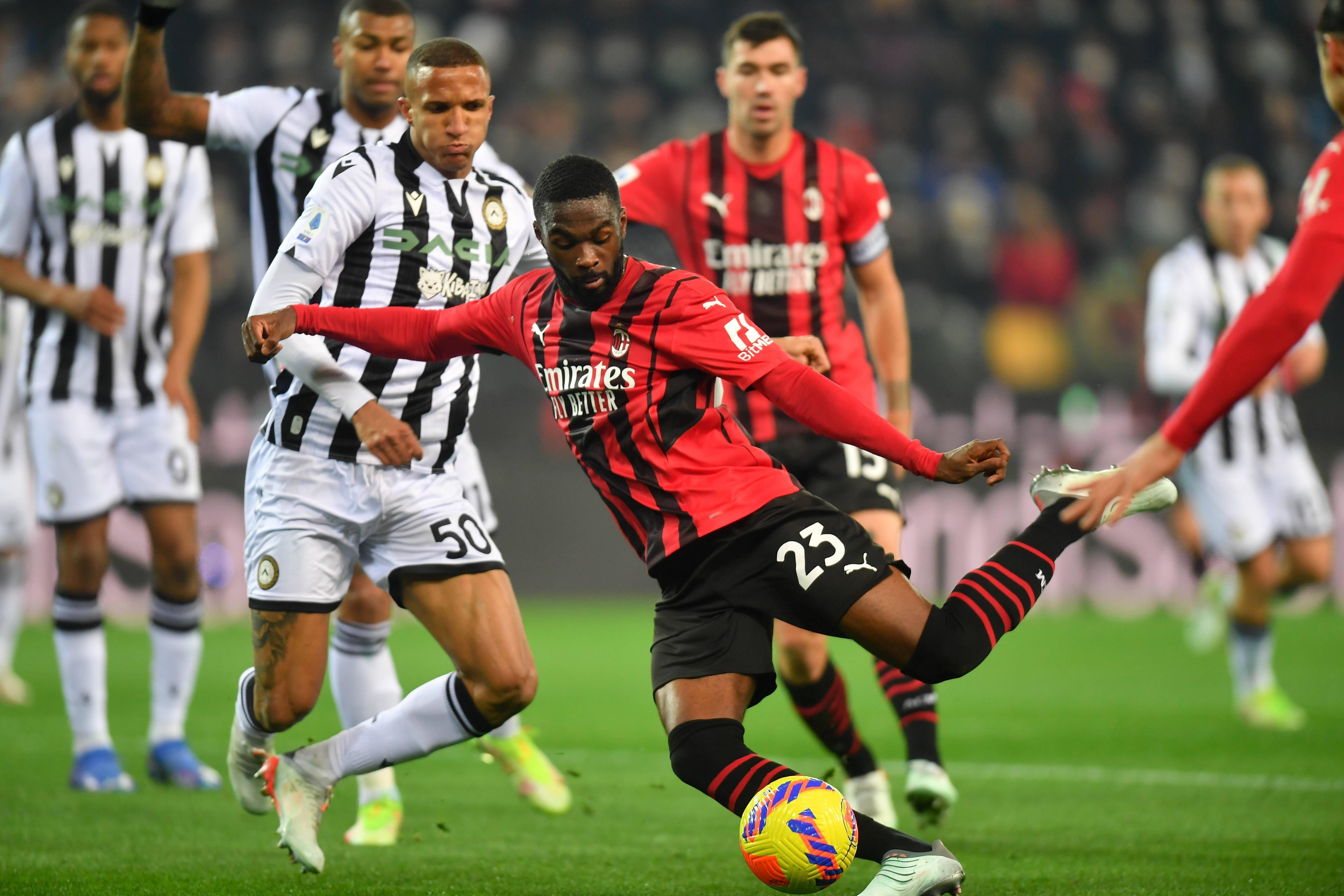 关于AC米兰挑战佛罗伦萨，备战欧冠对决巴塞罗那的信息