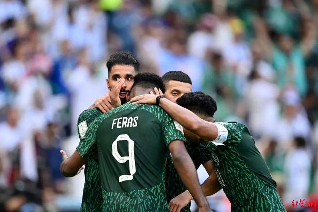 斯图加特爆冷击败对手,脱离降级区的简单介绍 斯图加特爆冷击败对手,脱离降级区的简单介绍