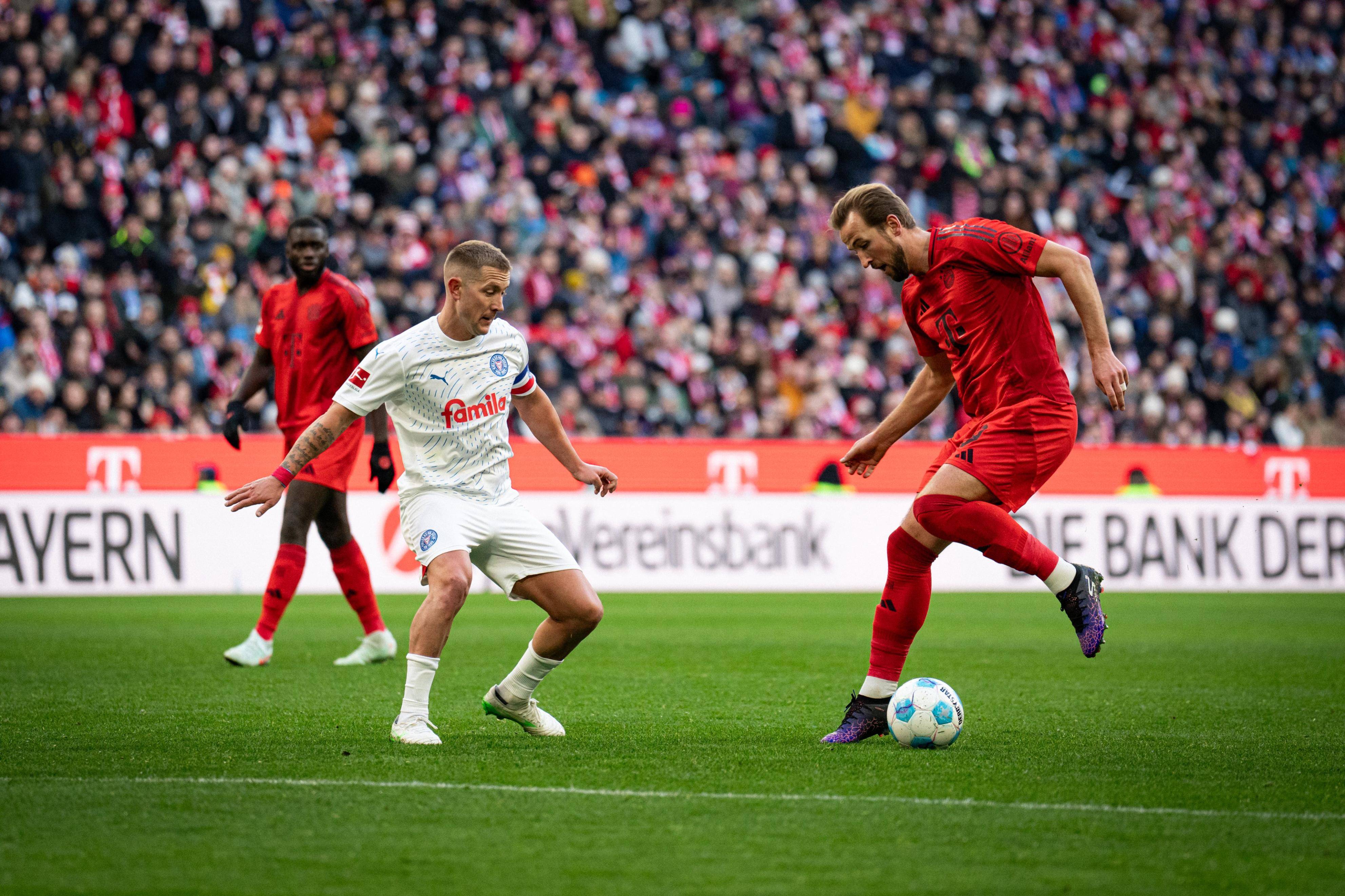 拜仁慕尼黑主力受伤，球队深陷伤病危机的简单介绍