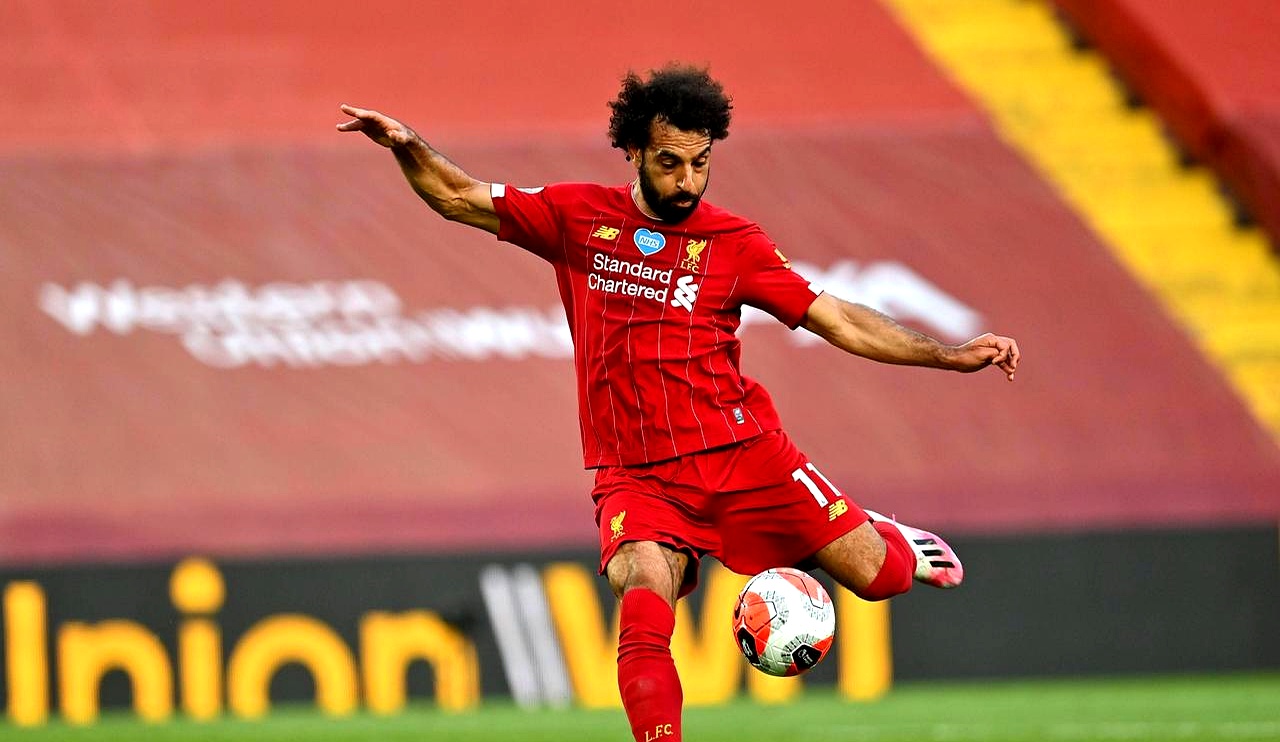 包含利物浦胜算大增，淘汰赛传奇再续的词条