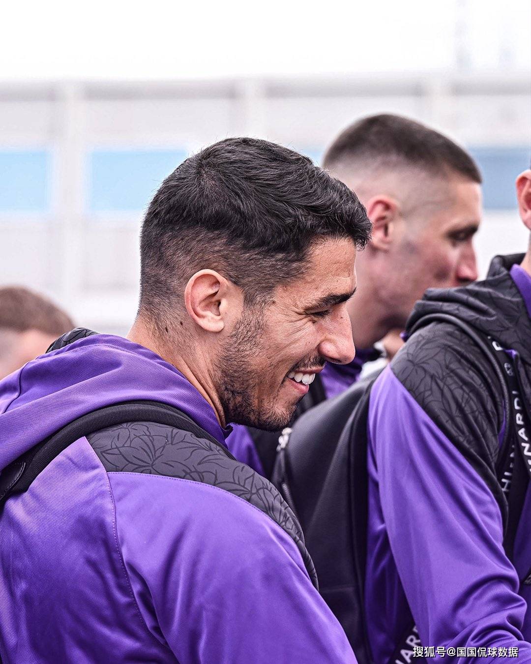 热那亚客战佛罗伦萨,强强对话令球迷热血沸腾的简单介绍 热那亚客战佛罗伦萨,强强对话令球迷热血沸腾的简单介绍