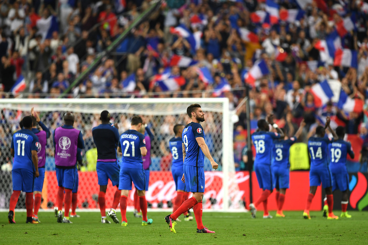 包含克罗地亚状态回勇，击败瑞典取得三连胜的词条