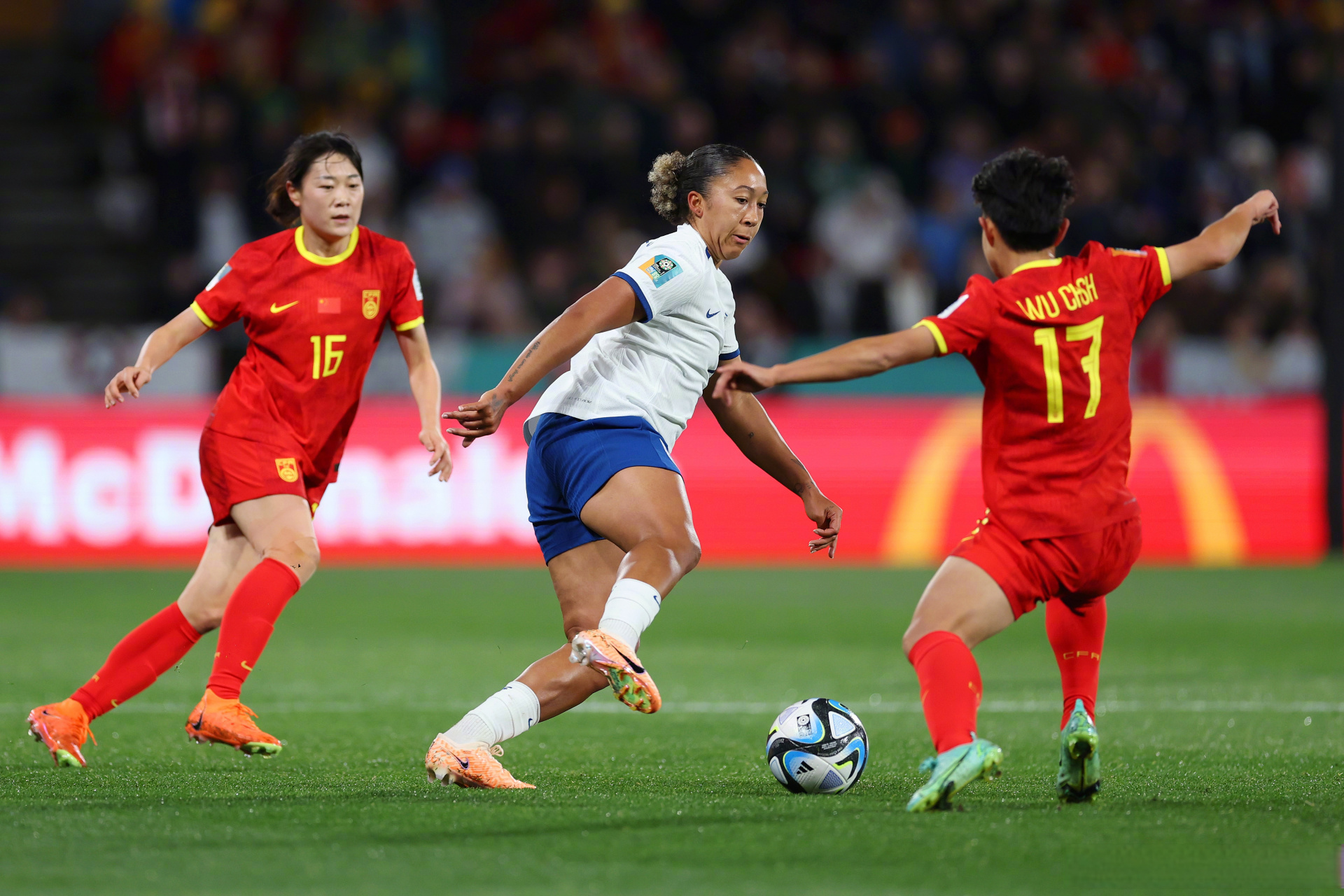 精美画面展现：女足比赛决胜关键的简单介绍