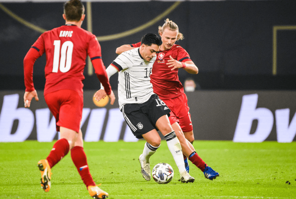 捷克莅临圣地，取得惊天大胜欧国联推进的简单介绍