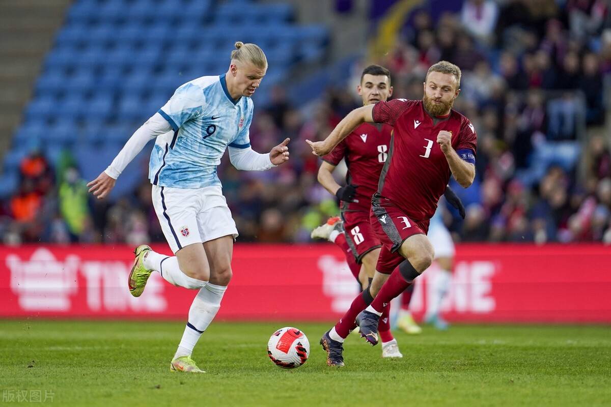 包含挪威国家队备战重要比赛，士气高昂的词条