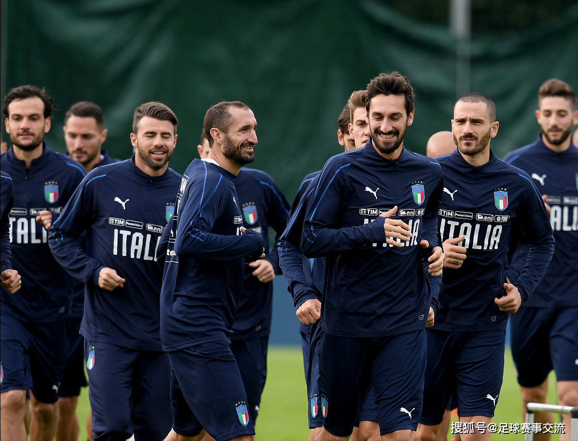 巴塞罗那客场3-0击败阿森纳,提前取得晋级优势 巴塞罗那客场3-0击败阿森纳,提前取得晋级优势