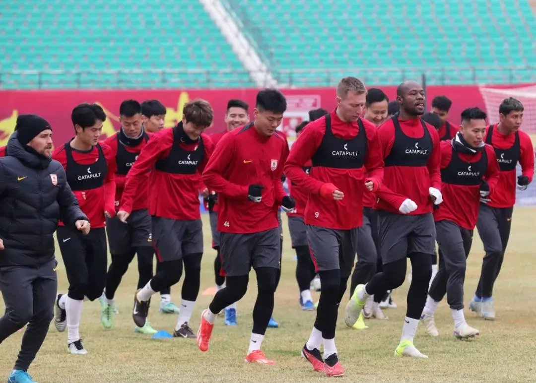 长春亚泰对阵深圳佳兆业,实力相当的简单介绍 长春亚泰对阵深圳佳兆业,实力相当的简单介绍