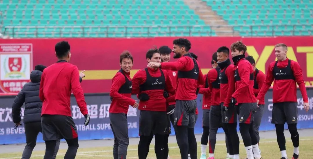 长春亚泰对阵深圳佳兆业,实力相当的简单介绍 长春亚泰对阵深圳佳兆业,实力相当的简单介绍