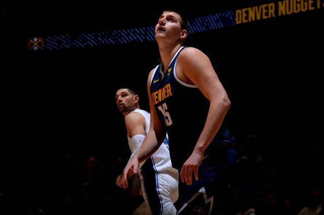 勇士轻取猛龙，武切维奇高光表现的简单介绍